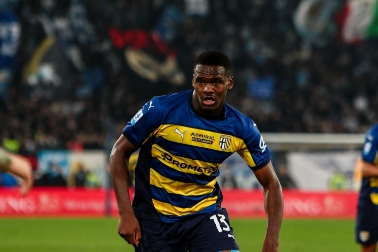 尤文依然需 尤文依然需