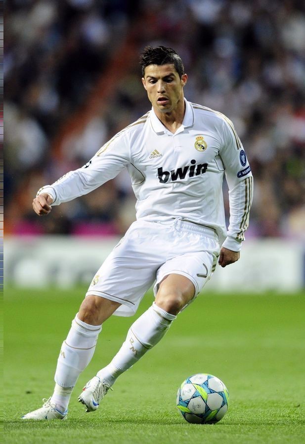 本泽马再度 本泽马再度