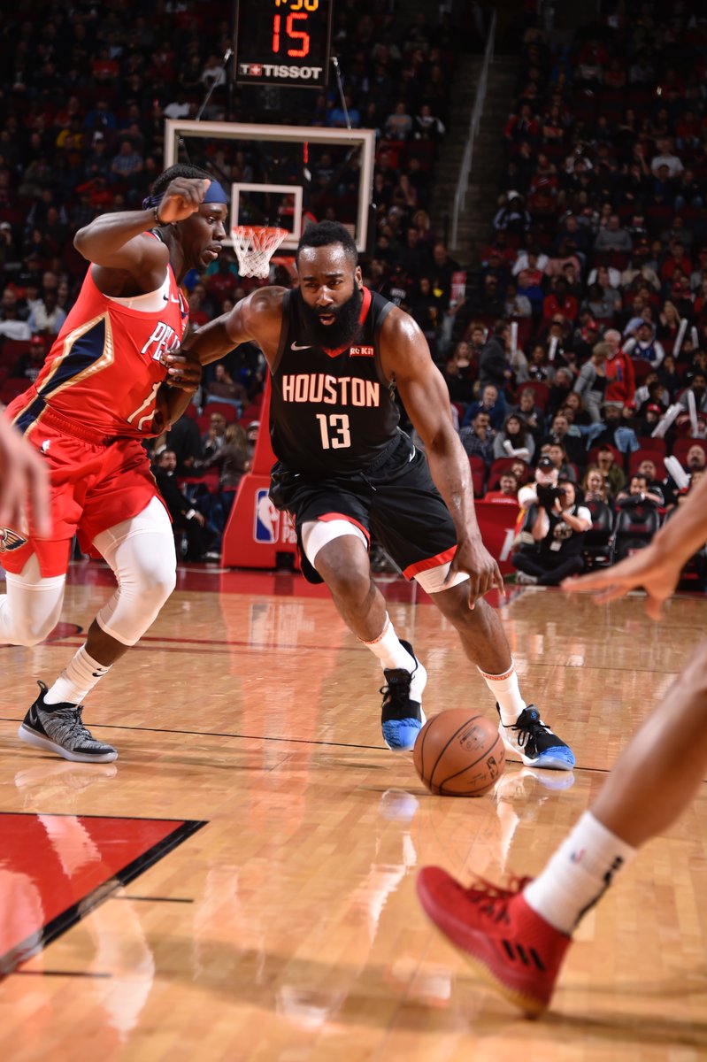 以其顽强的 以其顽强的