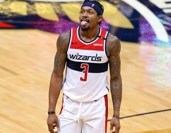 他不仅是在 他不仅是在