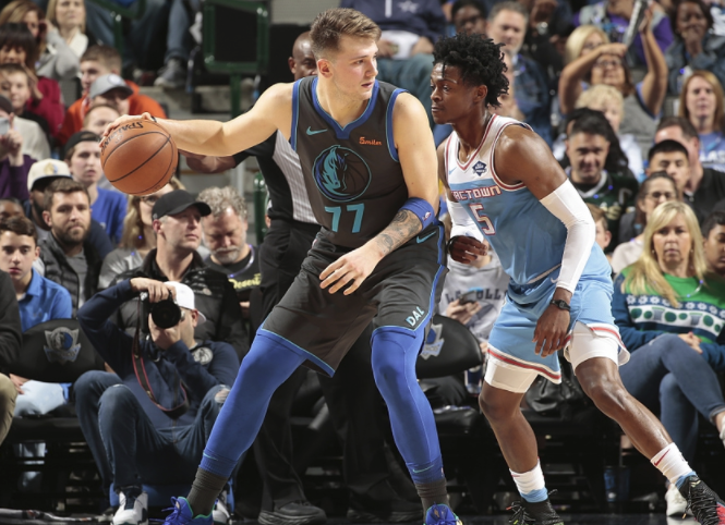 尤其是在前 尤其是在前