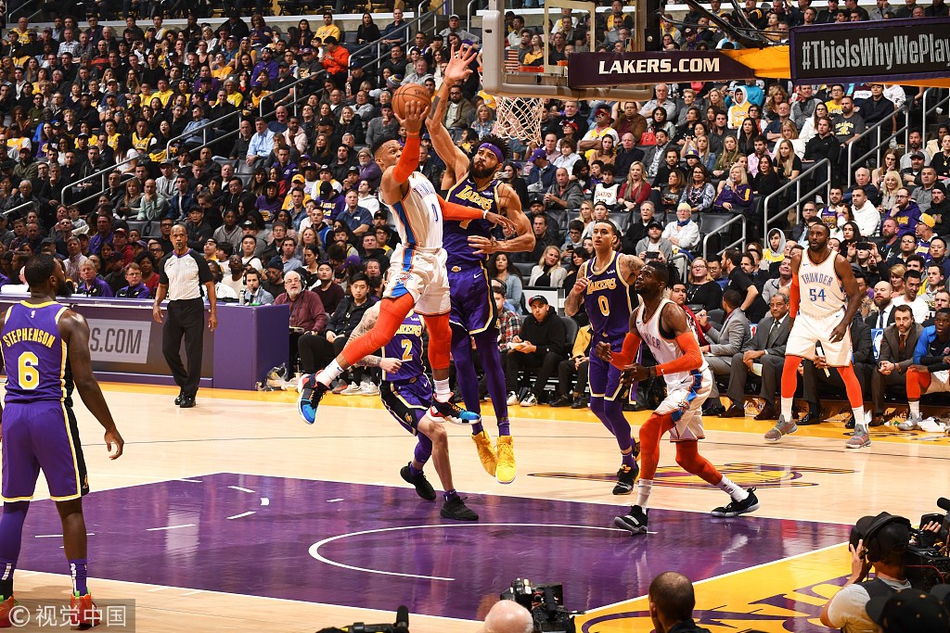 在财政策略 在财政策略