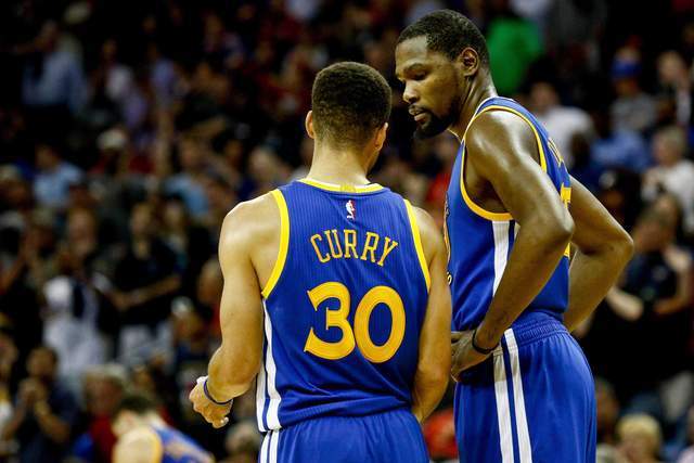 球迷们期待 球迷们期待